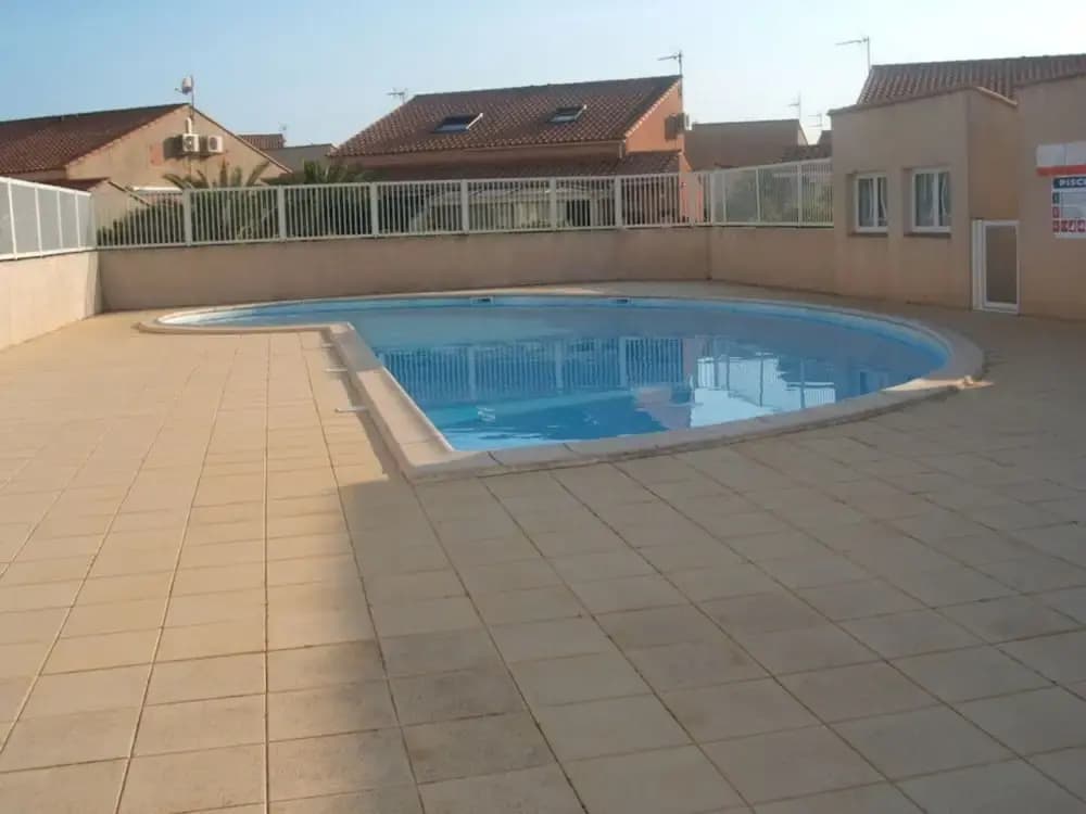South of France Modern Retreat - Photo 2