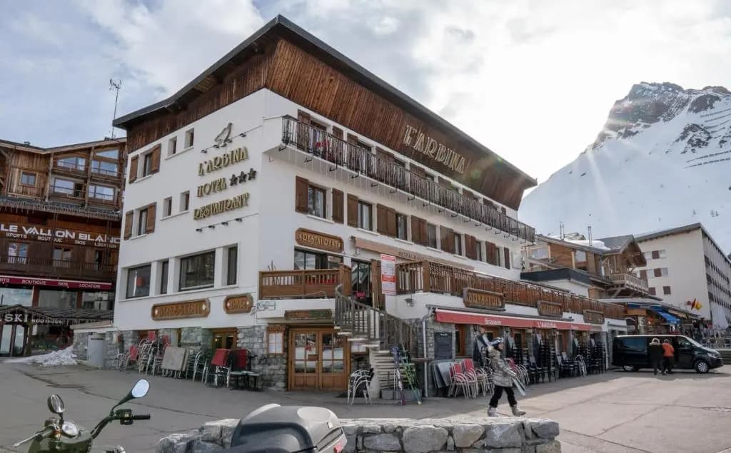 Hotel lArbina - Photo 1