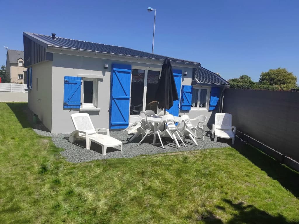 Bungalow in Gouville-sur-mer Near Beach - Miniature 8
