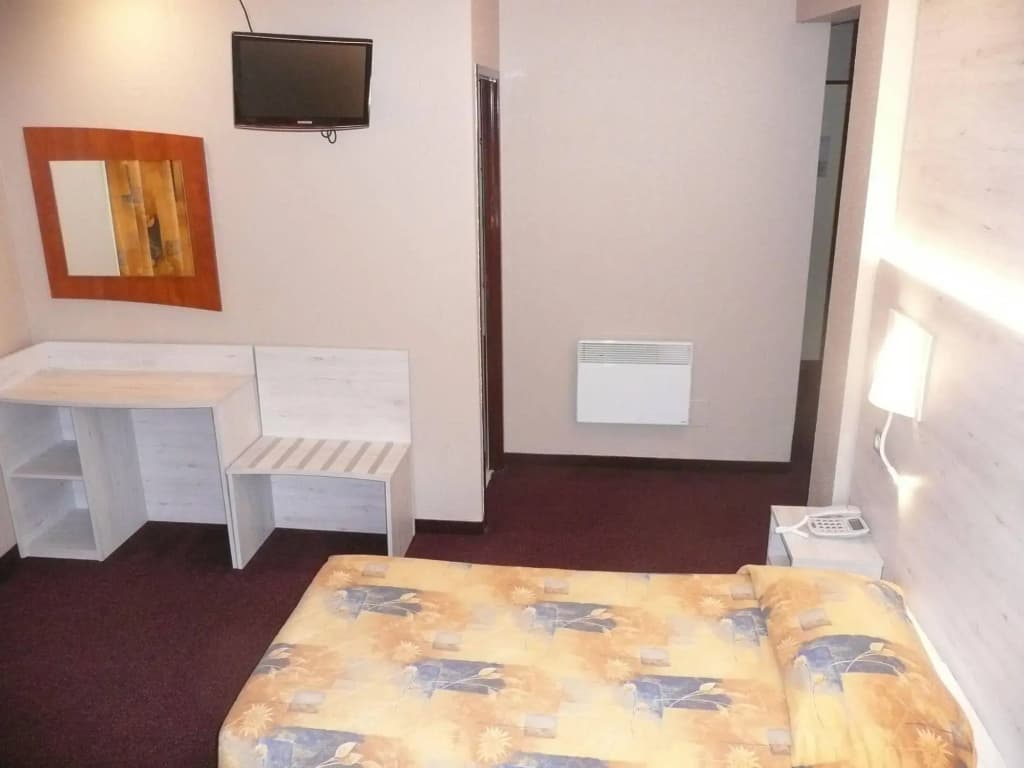Hotel Saint Georges Lourdes Pyrenees (Avril 2026) - Miniature 7