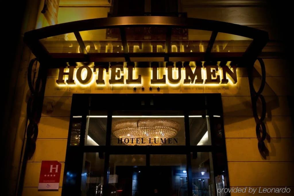 Hotel Lumen Paris Louvre - Photo 1