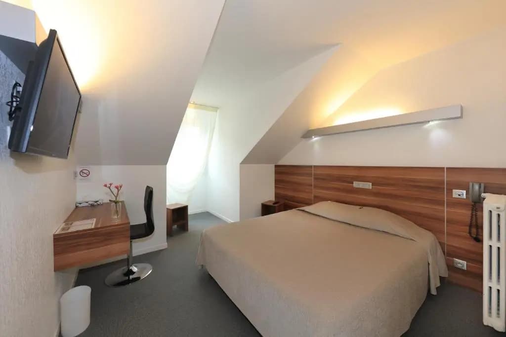 Hôtel l'Europe - Photo 1
