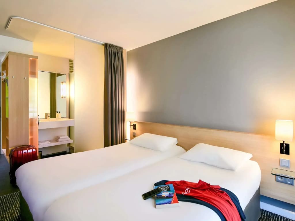 ibis Styles Nantes Rezé Aéroport - Photo 4