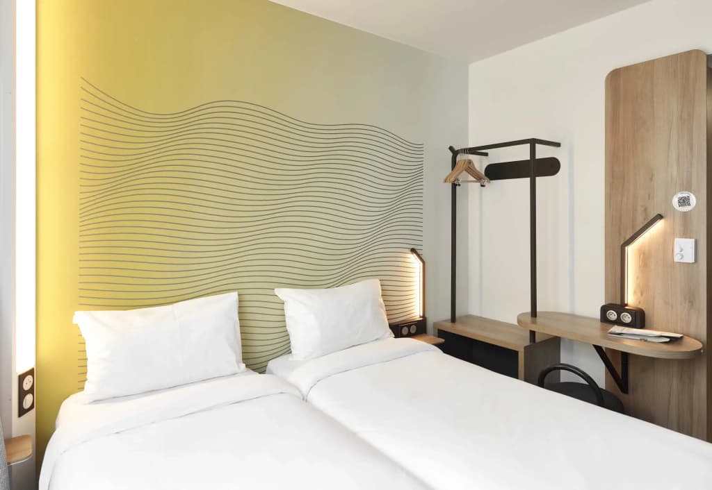 B&B HOTEL MASSY Gare TGV - Photo 3