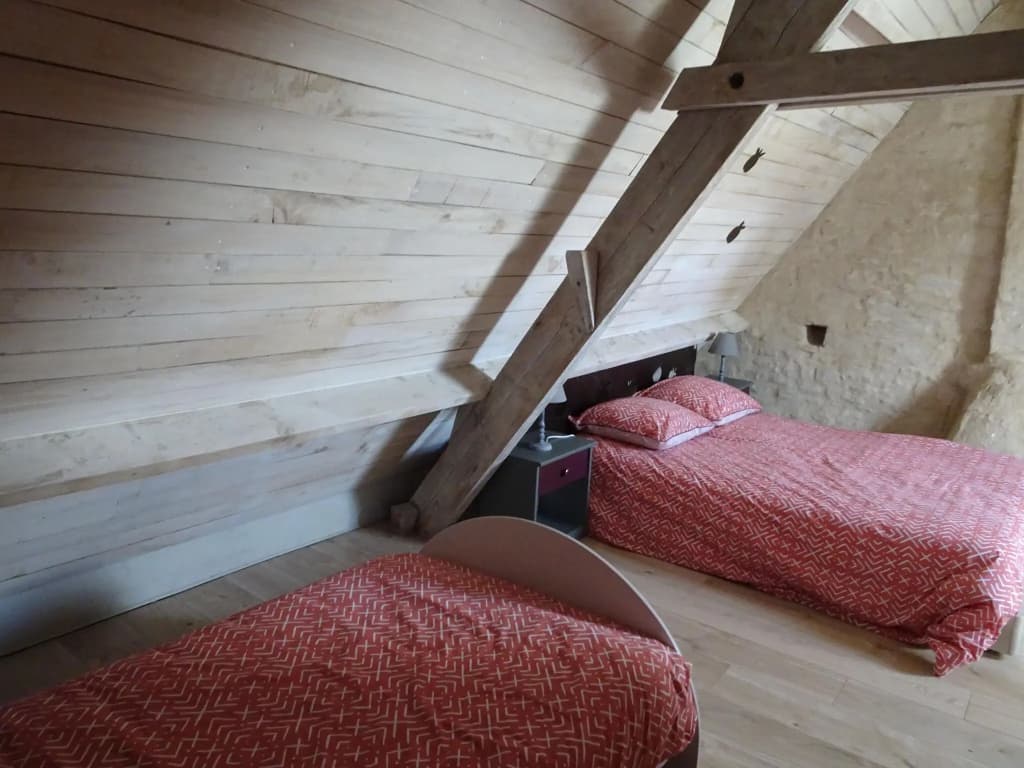 Country House on a Beautiful Medieval Estate - Photo 2