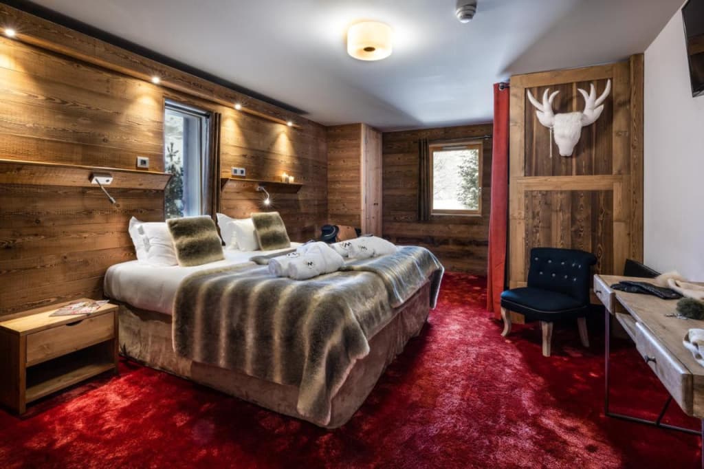 Hotel Ski Lodge - Photo 1