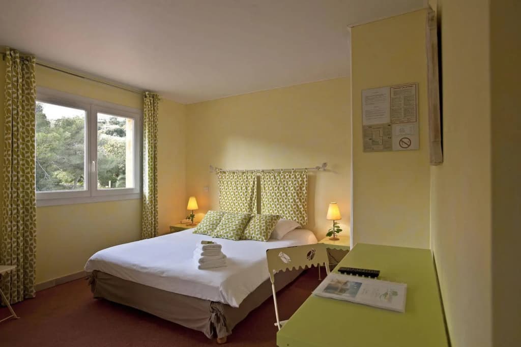 Hotel Les Calanques - Miniature 4