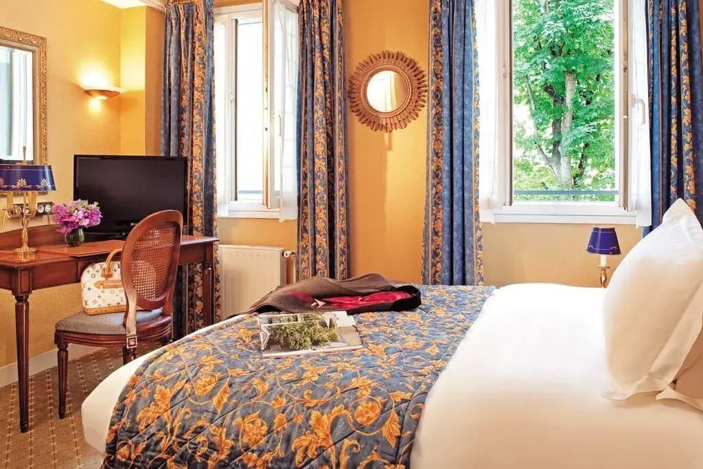 Hotel De Varenne - Photo 4