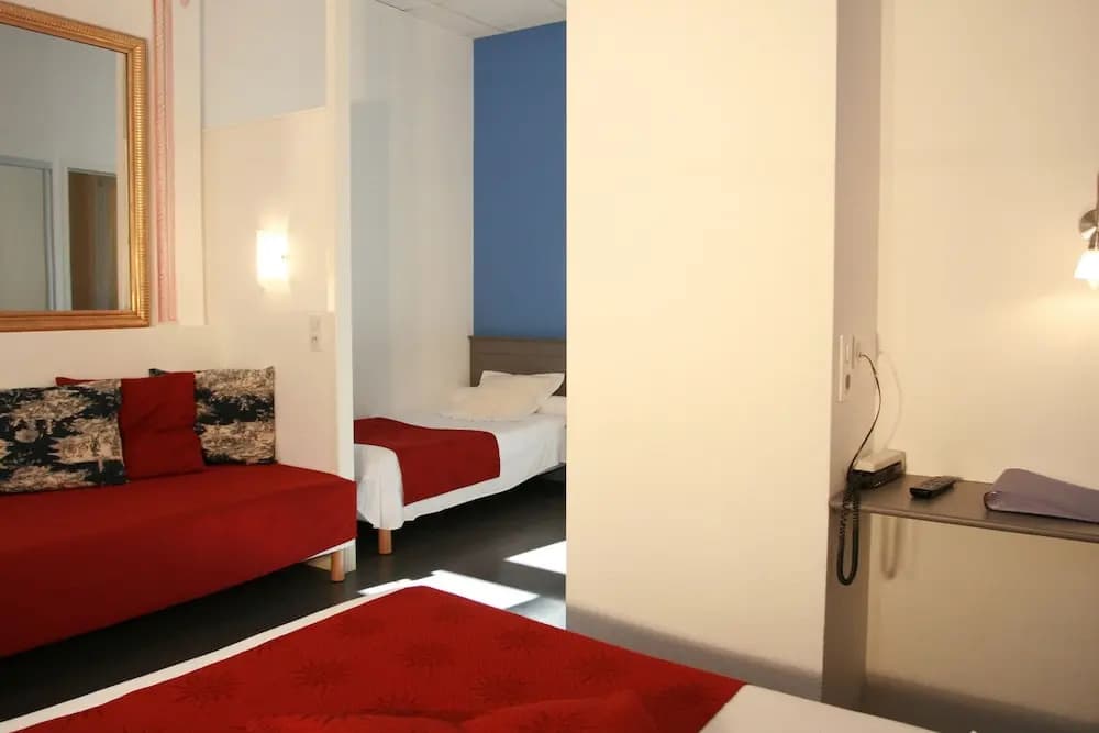 Hôtel Christian - Miniature 7