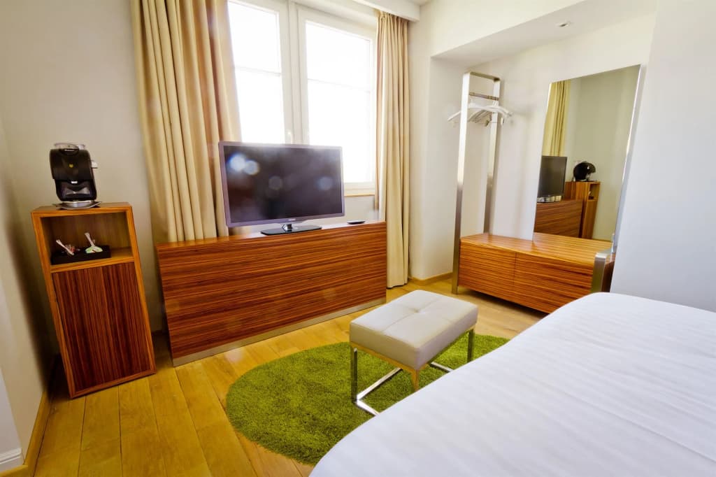 Hotel Villa K - Basel Airport - Photo 3