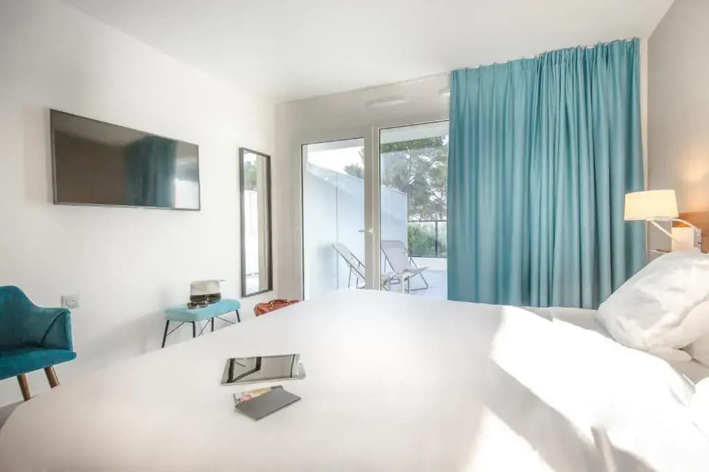 SOWELL HOTELS La Plage - Miniature 3