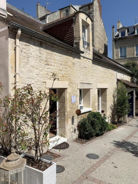 Clos Saint-Martin - Photo 5