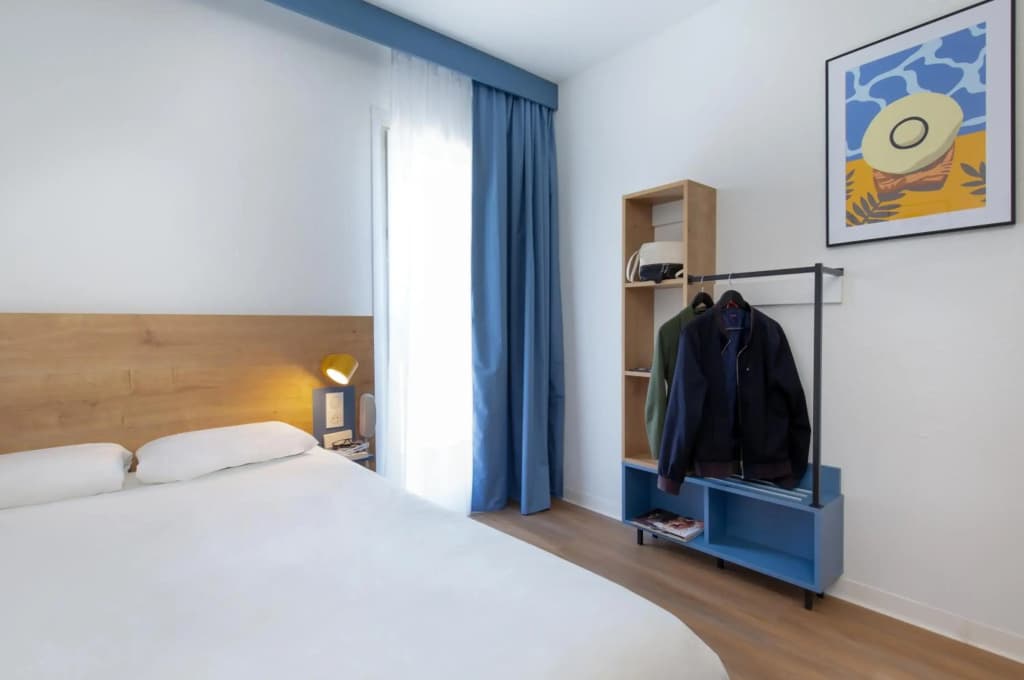 ibis Styles Aubagne Gemenos - Miniature 7