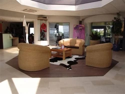 Villa With Private Pool in Plestin-les-greves - Miniature 2