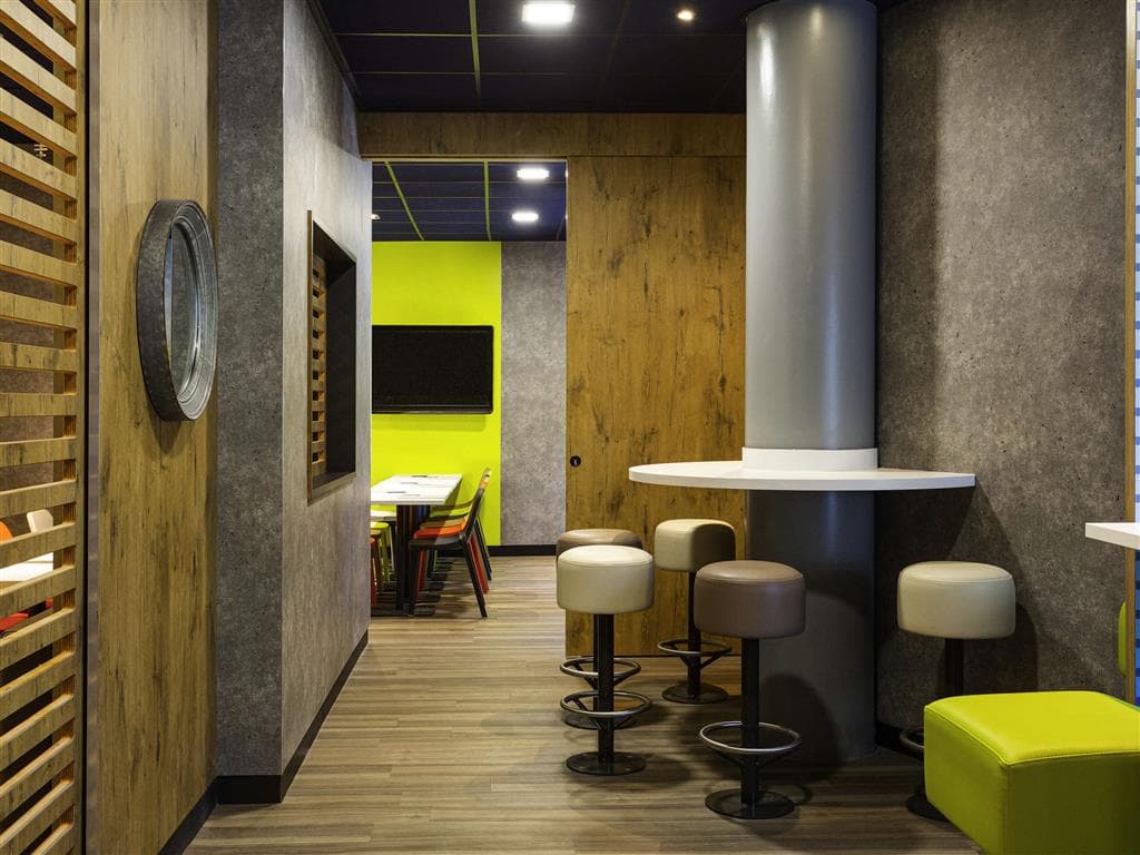 ibis budget Bordeaux Centre Gare Saint Jean - Photo 2