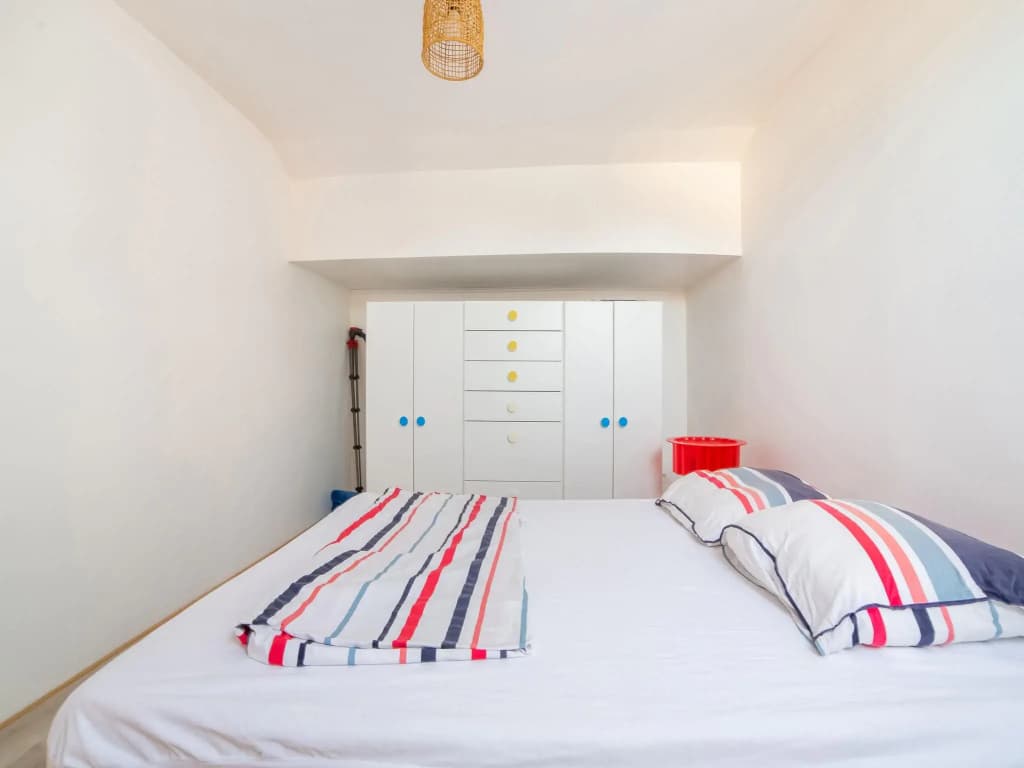 Cosy Holiday Home in Bergerac With Terrace - Miniature 8