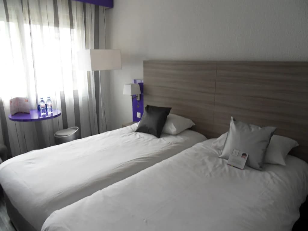 ibis Styles Grenoble Centre Gare - Miniature 6