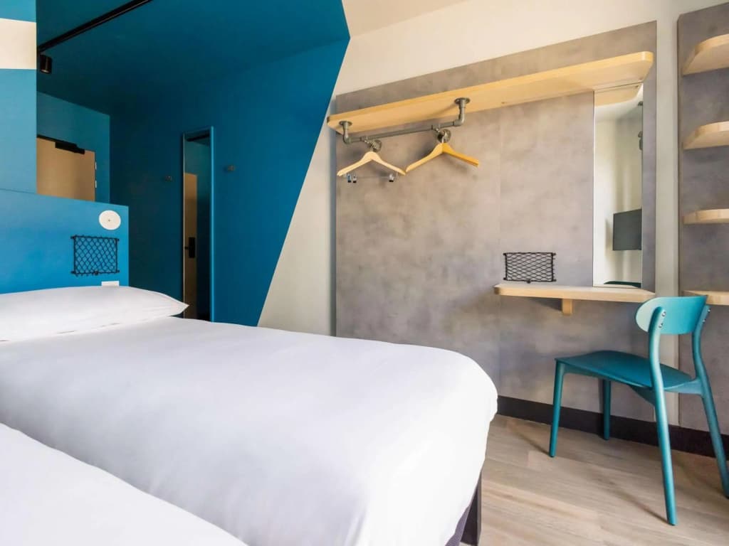ibis Budget La Rochelle Centre Gare - Photo 3