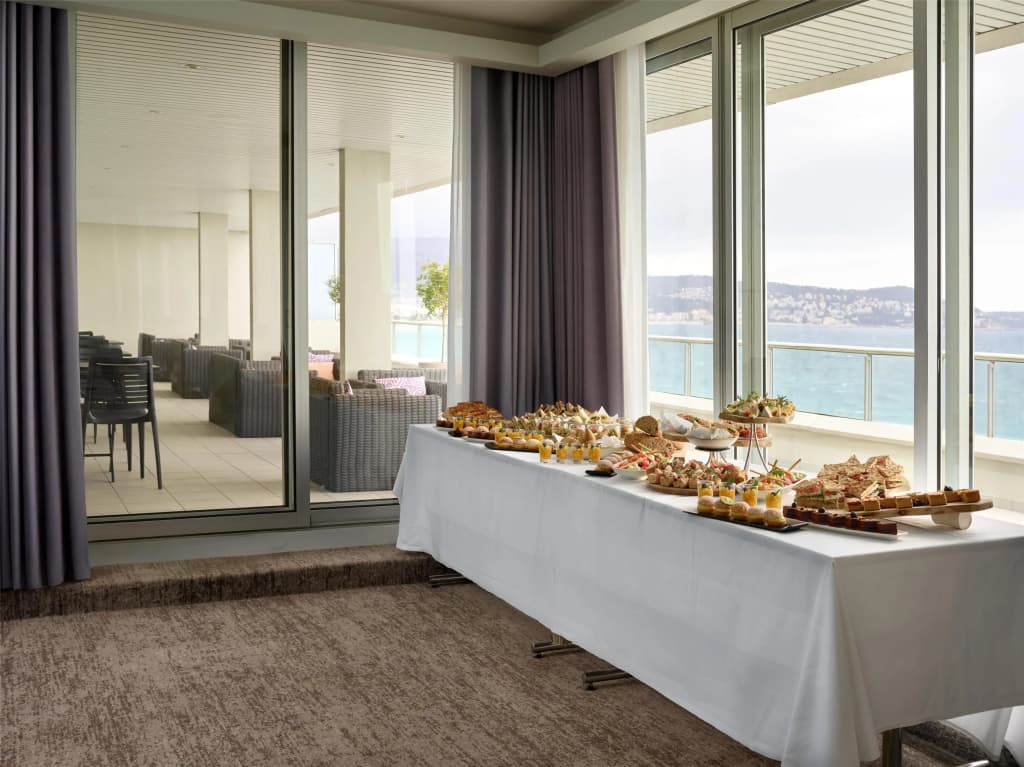 Radisson Blu Hotel, Nice - Photo 3