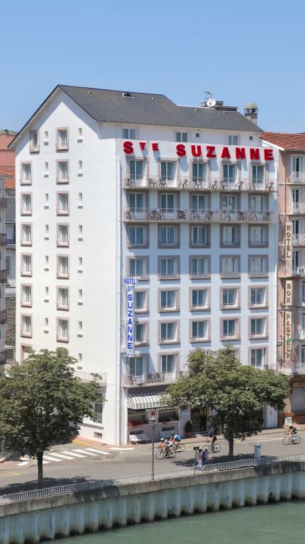 Hotel Sainte Suzanne - Photo 2