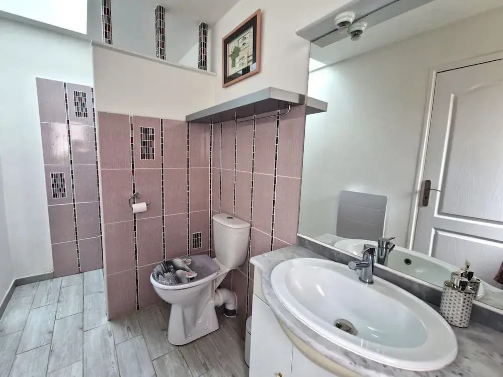 Single-storey House With Outdoor Space - Miniature 7