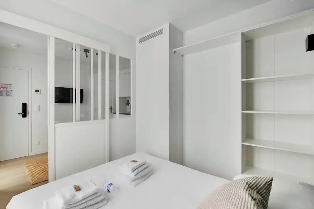 Newly Renovated Appartement Hotel Residence - Photo 3