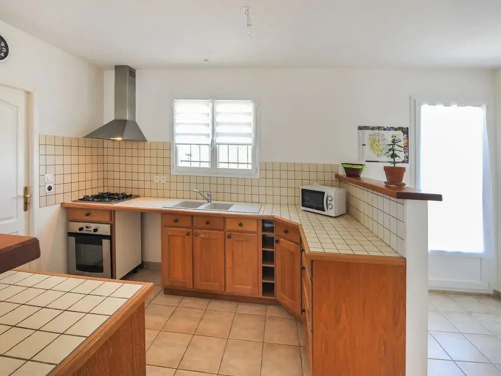 Spacious Holiday Home in Aigues Vives - Photo 5