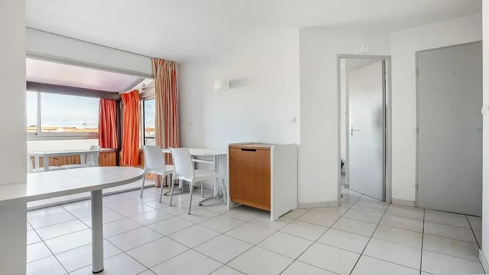 Apartment in Agde Near Sandy Beach - Photo 3