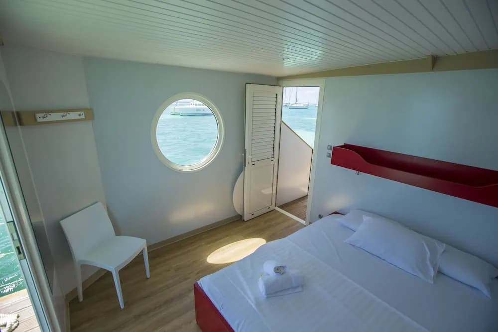 Aqua Lodge - Photo 2