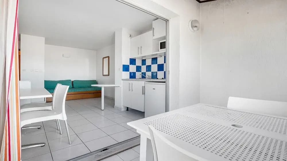 Apartment in Agde Near Sandy Beach - Photo 2
