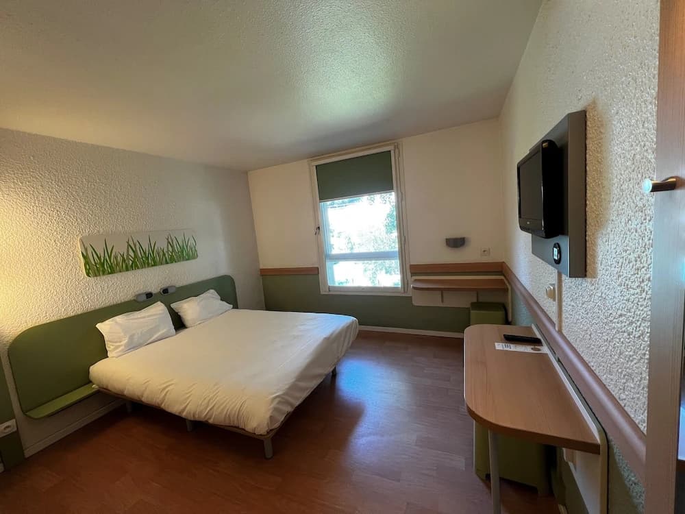 ibis budget Marseille Est Porte d'Aubagne - Miniature 6