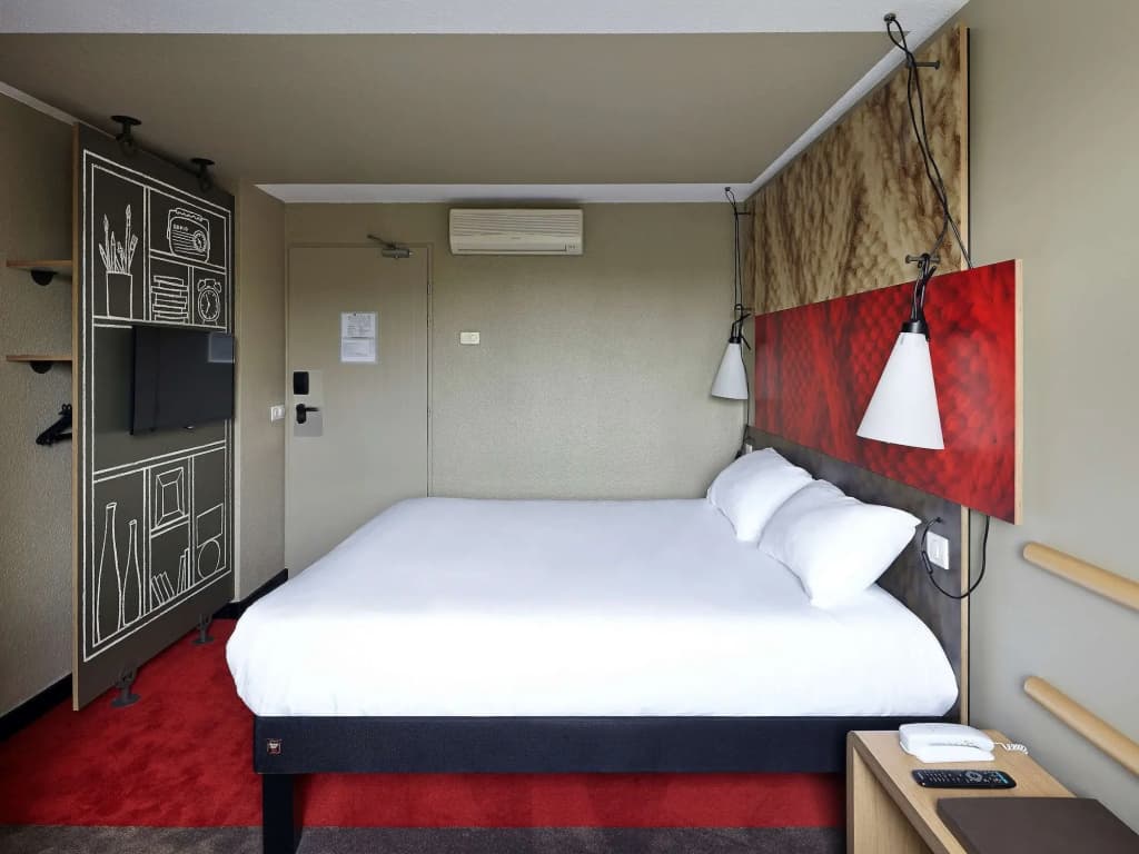ibis Marne La Vallee Champs - Photo 4
