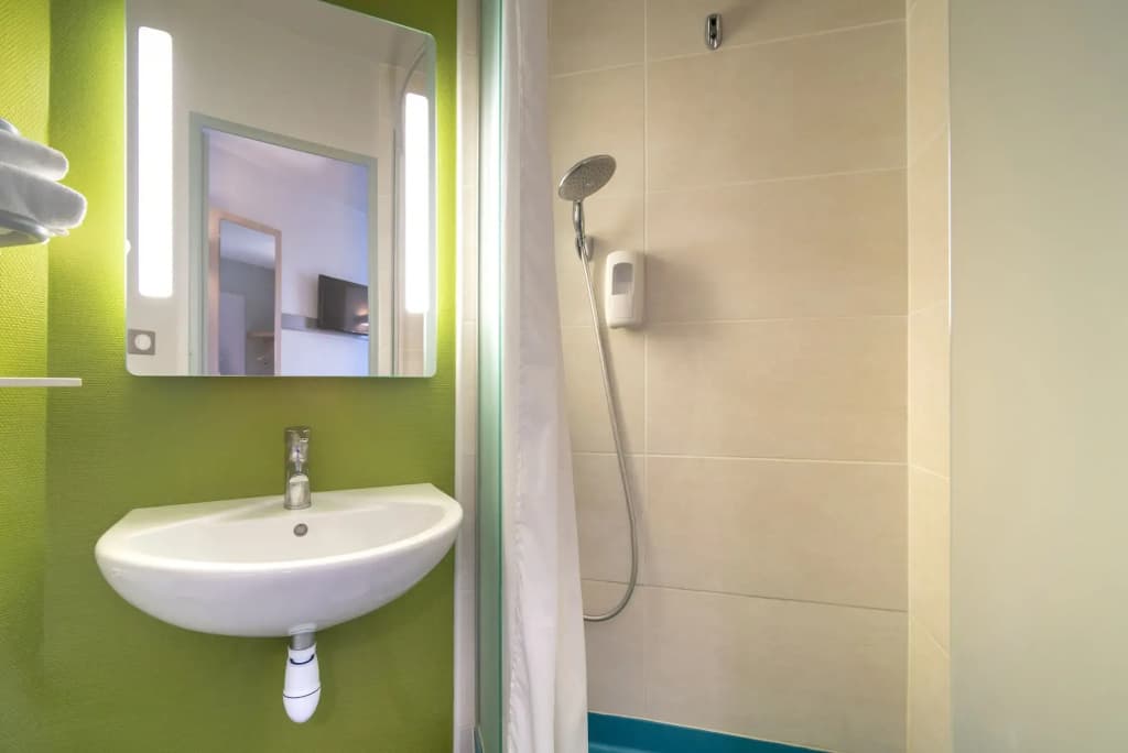 B&B HOTEL Châteauroux Déols - Miniature 7