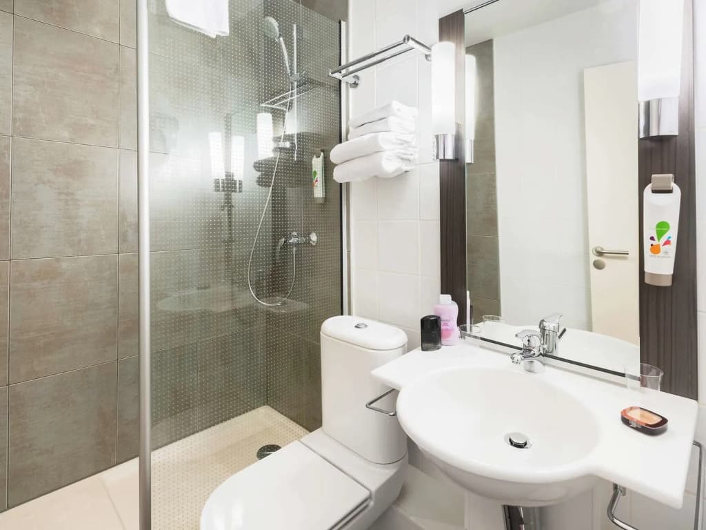 ibis Styles Nantes Centre Place Graslin - Miniature 8