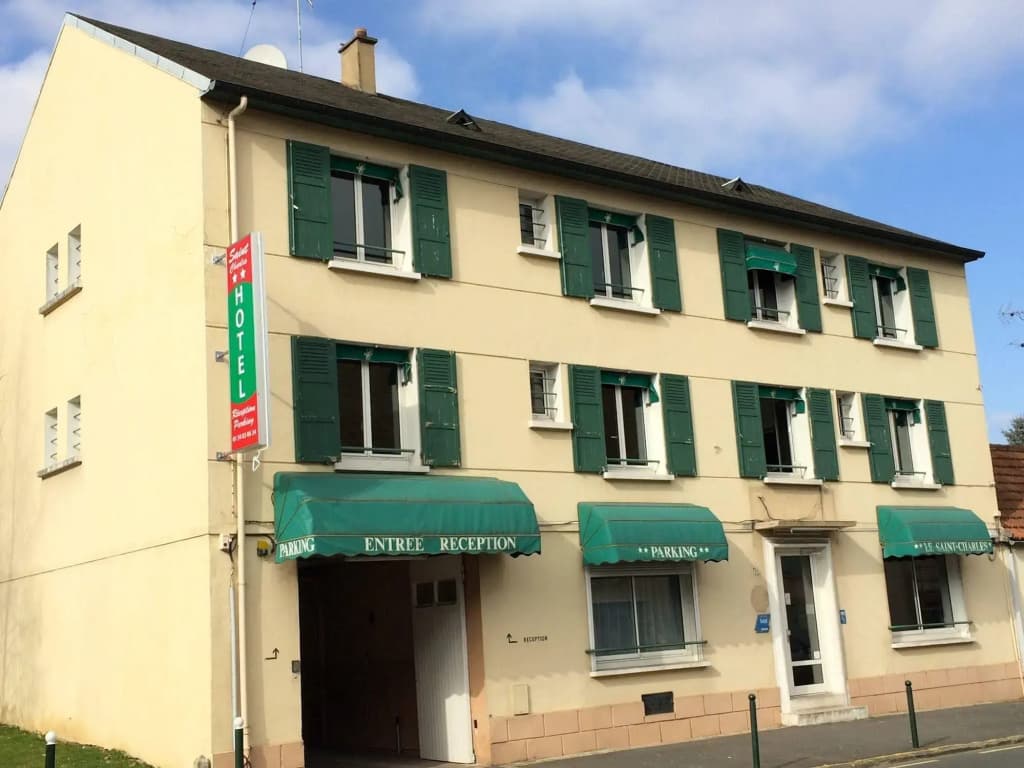 Hotel Saint-Charles - Photo 1
