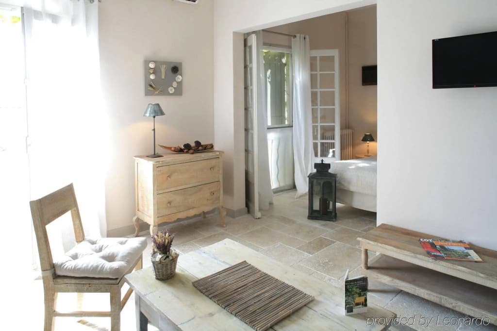 La Regalido - Photo 1