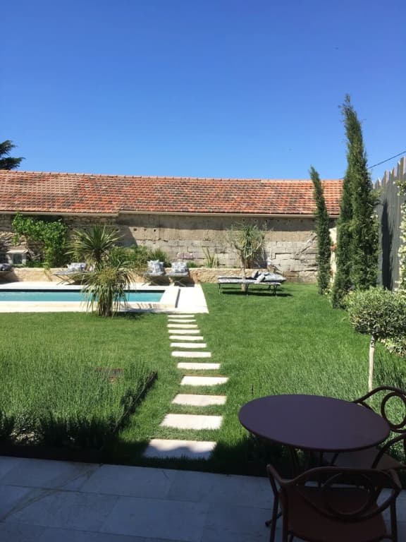 Le Petit Hotel - Miniature 6