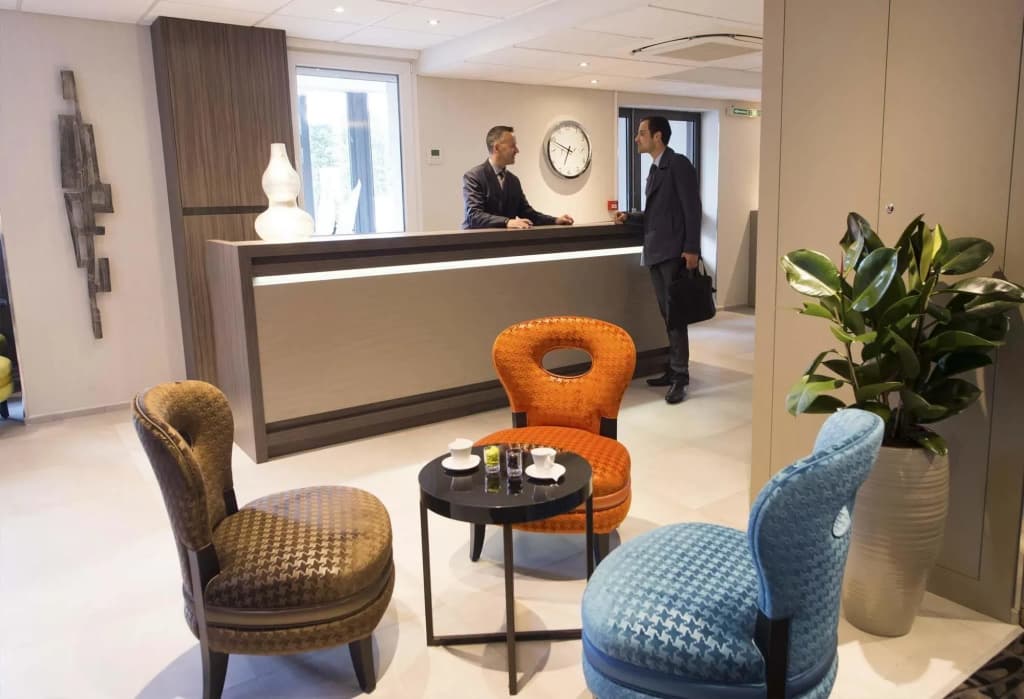 ibis Styles Saint-Quentin - Photo 2