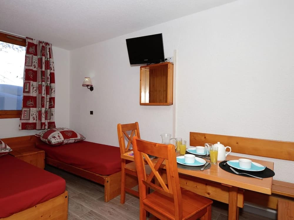 Apartment by Table Verte Lift - Photo 2