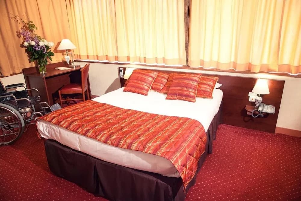 Hotel Au Feu de Bois - Photo 3