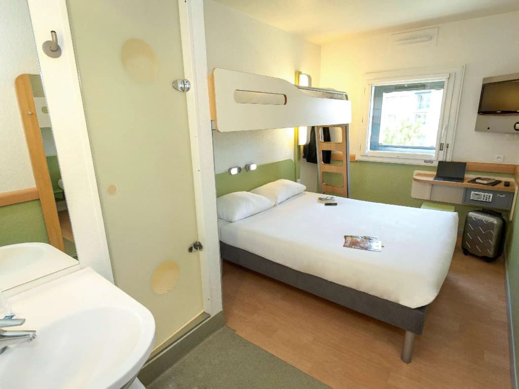 ibis budget Marseille Timone - Photo 3