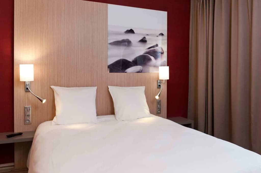 Ibis Styles Troyes Centre - Photo 3