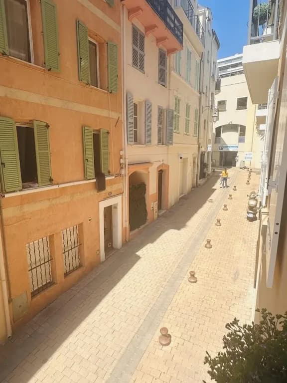 Lovely one Bedroom Apartment With Balcony Wifi Just Minutes Walk From Palais and Cannes Beaches - 109 - Photo 1
