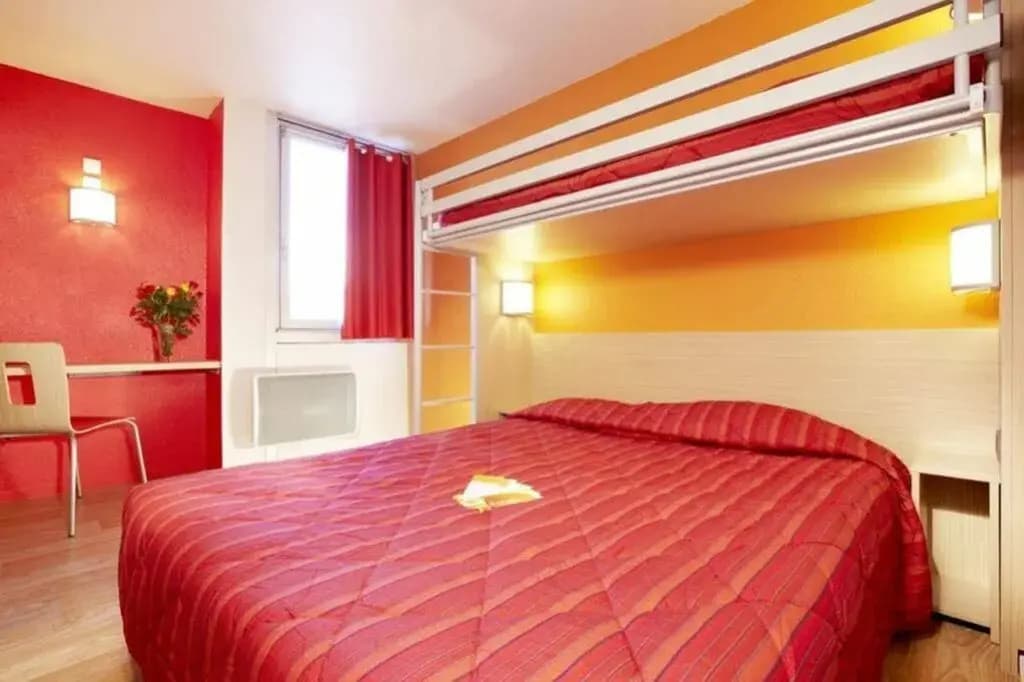Premiere Classe Rouen Ouest - Petit Quevilly - Photo 3