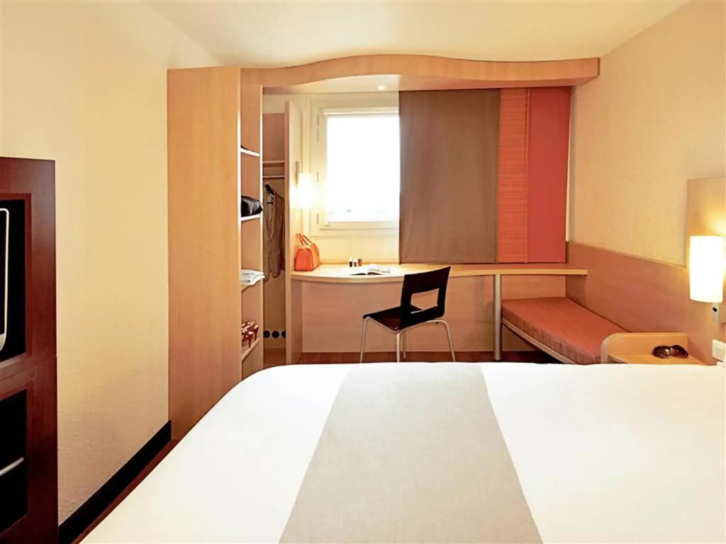 ibis Paris Ornano Montmartre Nord 18ème - Miniature 6