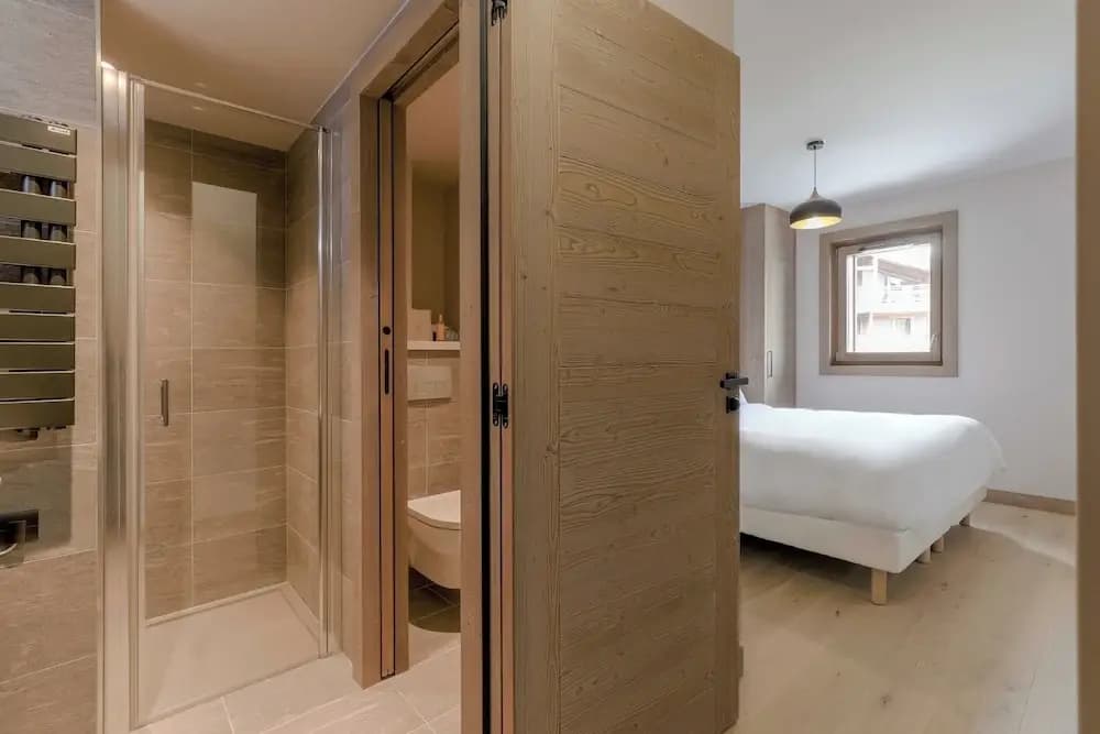 Luxurious 4-room Apartment With Swimming Pool, Gym, spa and Parking - Photo 3