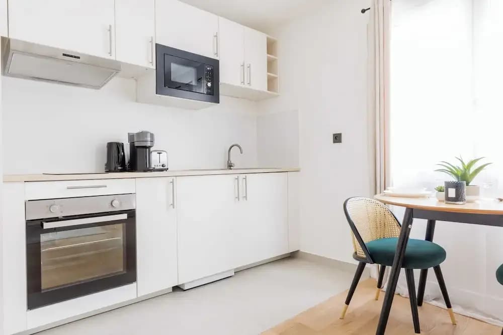 Comfortable Studio for 2 People - Puteaux - Miniature 8