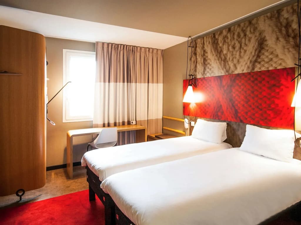 ibis Paris Défense Courbevoie - Photo 4
