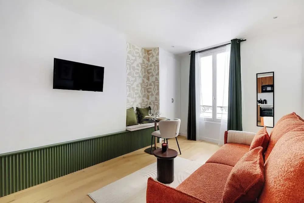 Modern Studio for 2 People - Miniature 7