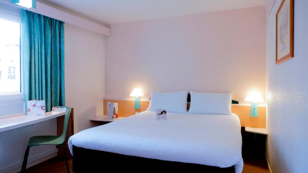Ibis Grenoble Centre Bastille - Photo 4